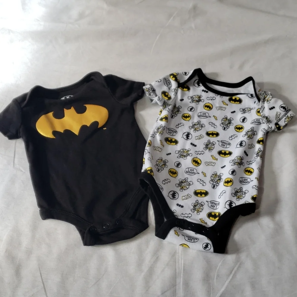 Batman Onsie Bundle - Picture 1 of 4